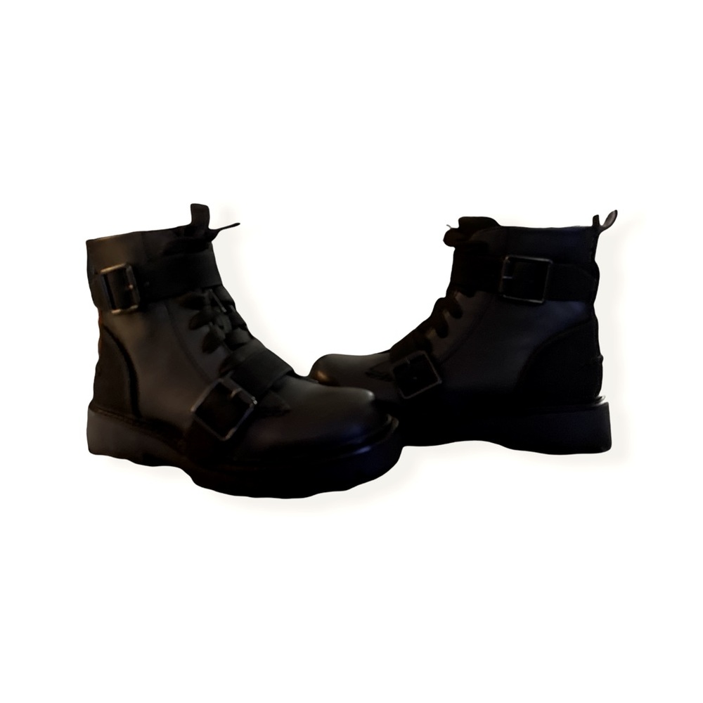 UGG  Noe ankle boots, black leather . Wore once. Have box without tags , size 6.